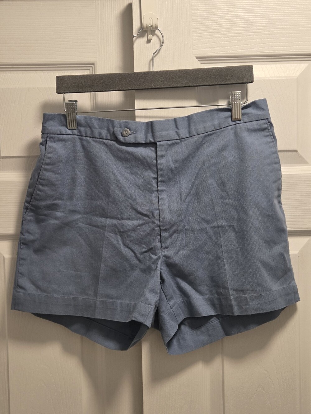 Vintage Haggar Casuals Light Blue Bermuda Shorts - Size 34